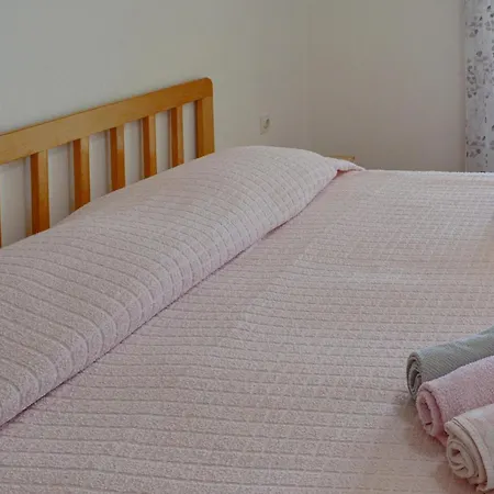 Apartment Amazing In With Wi-fi Malinska