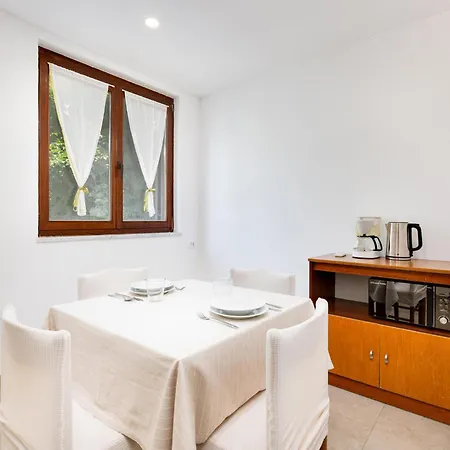 Lovely In With Wifi 아파트 *
