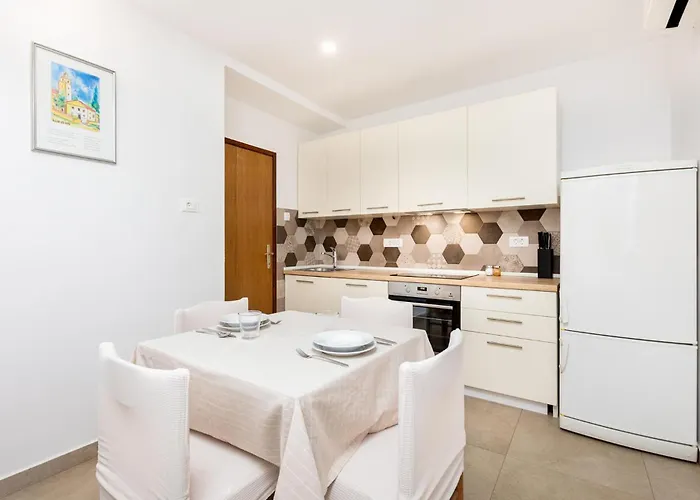 Lovely In With Wifi Malinska